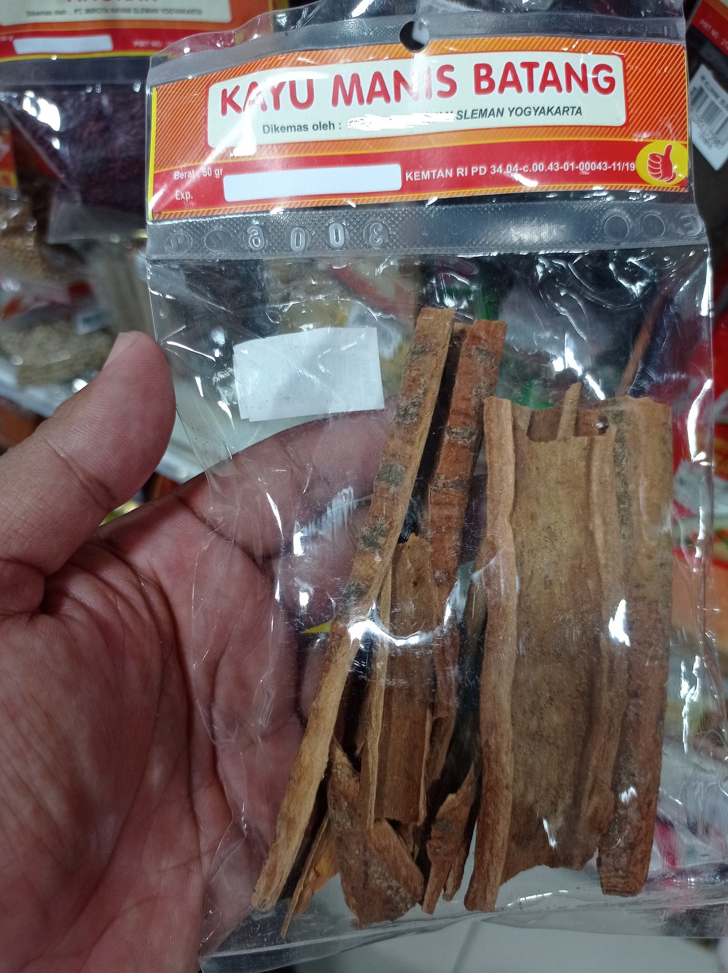 Kayu Manis (Cinnamon Stick)
