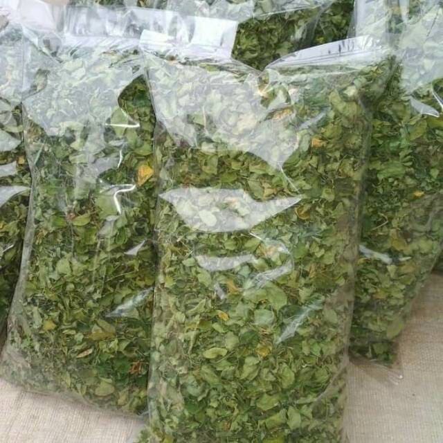 Daun Kelor (Moringa oleifera Leaf) limaran, moringa, ben-oil, drumstick tree, horseradish tree, malunggay (Dried and Powder)