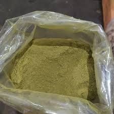 Daun Suji - Dracaena Angustifolia Leaf (Dried and Powder)